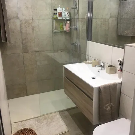 2pc Design In Posizione Ottima מנטון